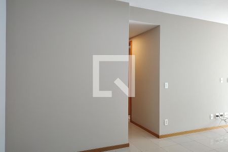 Sala de apartamento para alugar com 2 quartos, 81m² em Barra da Tijuca, Rio de Janeiro