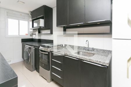 Cozinha de apartamento à venda com 2 quartos, 70m² em Passo D’areia, Porto Alegre