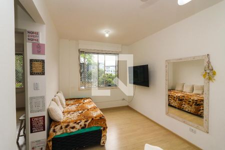 Sala de apartamento para alugar com 1 quarto, 58m² em Cristal, Porto Alegre