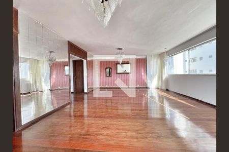 Sala de apartamento à venda com 4 quartos, 180m² em Santo Antônio, Belo Horizonte