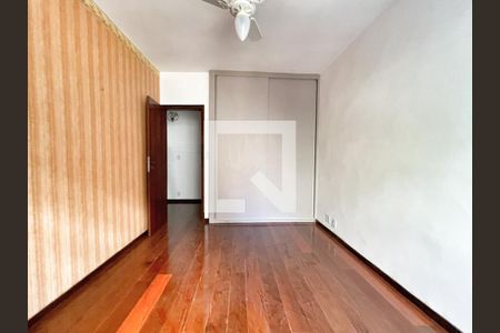 Quarto de apartamento à venda com 4 quartos, 180m² em Santo Antônio, Belo Horizonte