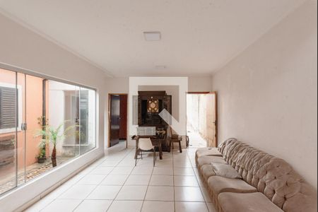 Sala de casa para alugar com 3 quartos, 300m² em Jardim Campos Elíseos, Campinas