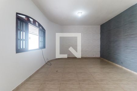 Sala de casa para alugar com 4 quartos, 450m² em Vila Aurea, Poá