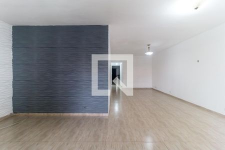 Sala de casa para alugar com 4 quartos, 450m² em Vila Aurea, Poá