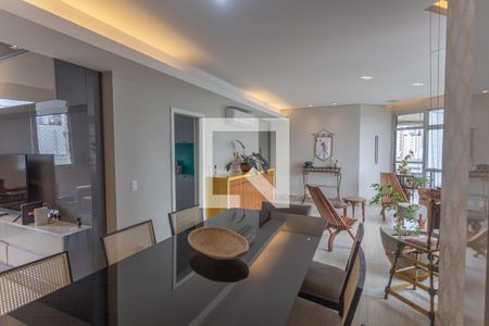 Sala 1 de apartamento à venda com 4 quartos, 160m² em Serra, Belo Horizonte