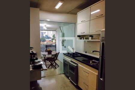 Cozinha de apartamento para alugar com 2 quartos, 69m² em Campo Belo, São Paulo