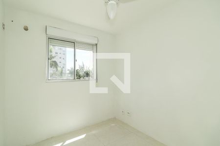 Quarto de apartamento para alugar com 2 quartos, 48m² em Morro Santana, Porto Alegre