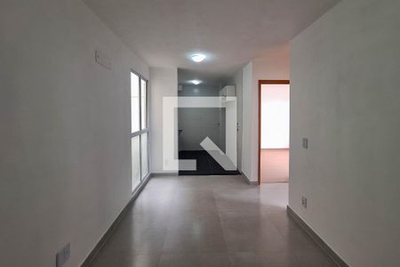 Sala de apartamento para alugar com 2 quartos, 42m² em Vila Lage, São Gonçalo