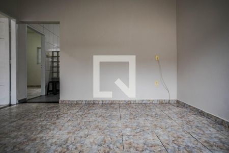 Sala de casa para alugar com 2 quartos, 70m² em Centro, Mogi das Cruzes