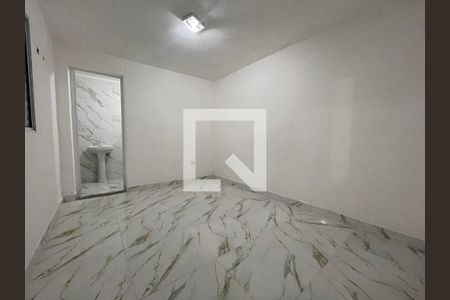 Suíte de casa para alugar com 3 quartos, 60m² em Jardim Raposo Tavares, São Paulo