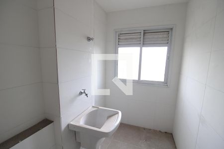 Sala / Cozinha/ Área de serviço  de apartamento para alugar com 2 quartos, 50m² em Vila Pita, São Paulo