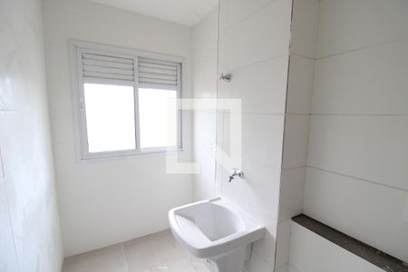 Sala / Cozinha de apartamento para alugar com 2 quartos, 50m² em Vila Pita, São Paulo