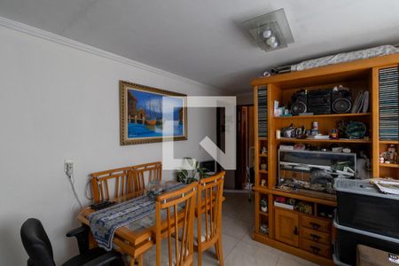 Sala de apartamento à venda com 2 quartos, 57m² em Conjunto Residencial José Bonifácio, São Paulo