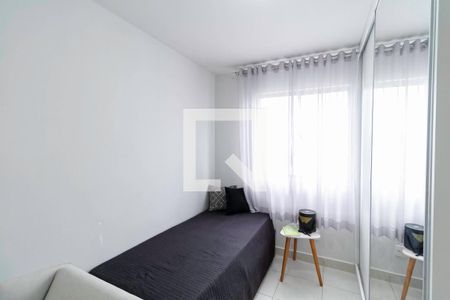 Quarto de apartamento à venda com 2 quartos, 57m² em Paquetá, Belo Horizonte