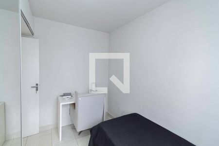 Quarto de apartamento à venda com 2 quartos, 57m² em Paquetá, Belo Horizonte