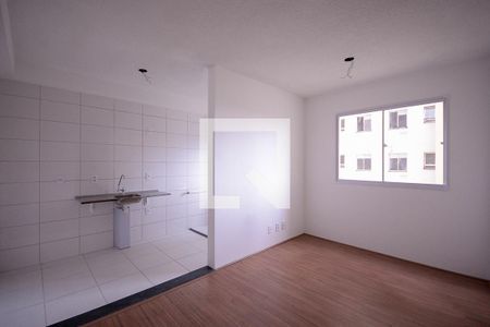 Sala  de apartamento à venda com 2 quartos, 41m² em Jardim Santa Emilia, São Paulo