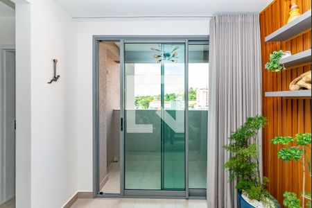 Varanda da Sala de apartamento à venda com 2 quartos, 52m² em Coração Eucarístico, Belo Horizonte