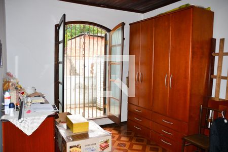 Quarto 2 de casa à venda com 2 quartos, 110m² em Osvaldo Cruz, São Caetano do Sul