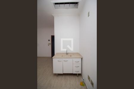 Cozinha de casa para alugar com 1 quarto, 240m² em Vila Palmeiras, São Paulo