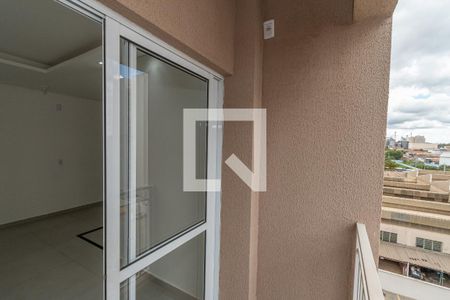 Varanda Sala de Estar/Jantar de apartamento para alugar com 2 quartos, 56m² em Jardim Novo Angulo, Hortolândia