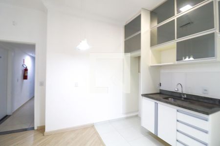 Cozinha de apartamento à venda com 2 quartos, 48m² em Jardim do Lago, Jundiaí