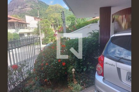 Casa à venda com 4 quartos, 84m² em São Francisco, Niterói