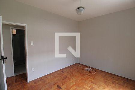 Quarto 1 de apartamento para alugar com 2 quartos, 50m² em Del Castilho, Rio de Janeiro