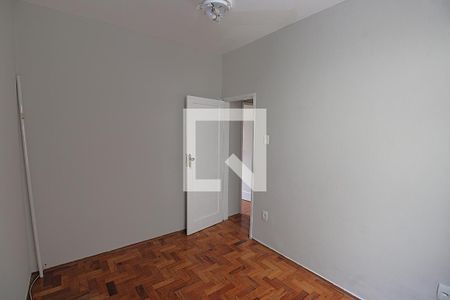 Quarto 2 de apartamento para alugar com 2 quartos, 50m² em Del Castilho, Rio de Janeiro