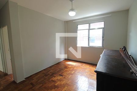 Sala de apartamento para alugar com 2 quartos, 50m² em Del Castilho, Rio de Janeiro