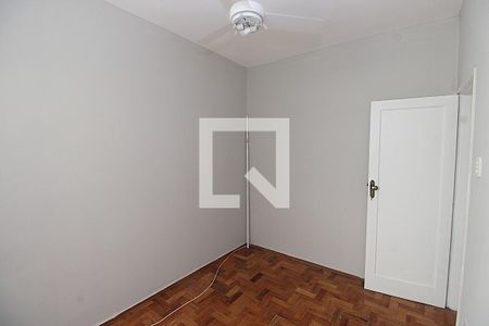 Quarto 2 de apartamento para alugar com 2 quartos, 50m² em Del Castilho, Rio de Janeiro