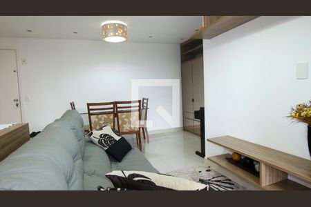 Sala de apartamento à venda com 2 quartos, 61m² em Vila Graciosa, São Paulo