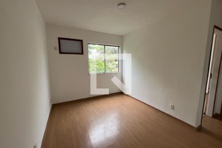 Sala de apartamento à venda com 1 quarto, 34m² em Portuguesa, Rio de Janeiro