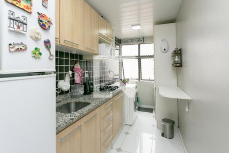 Cozinha de apartamento para alugar com 2 quartos, 52m² em Sarandi, Porto Alegre