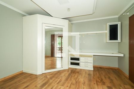 Quarto Suíte 1 de casa para alugar com 5 quartos, 500m² em Vila Ipiranga, Porto Alegre