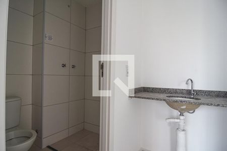 Banheiro de apartamento à venda com 1 quarto, 35m² em São Lourenço, Niterói