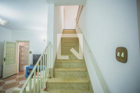 Escadas de casa à venda com 3 quartos, 144m² em São Judas, São Paulo