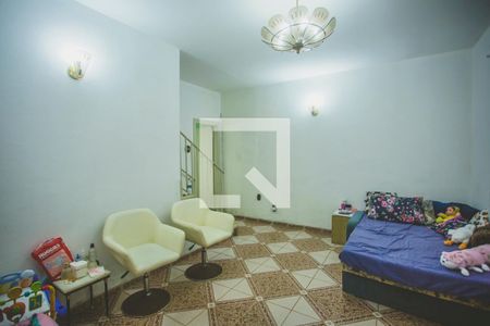 Sala de casa à venda com 3 quartos, 144m² em São Judas, São Paulo