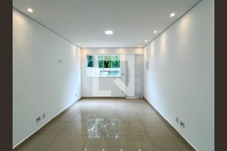 Sala de casa à venda com 2 quartos, 127m² em Piqueri, São Paulo