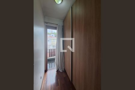 Quarto 1 de casa para alugar com 3 quartos, 166m² em Vila Ester (zona Norte), São Paulo