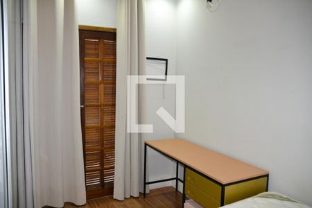 Sala  de casa para alugar com 3 quartos, 280m² em Vila Mussoline, São Bernardo do Campo