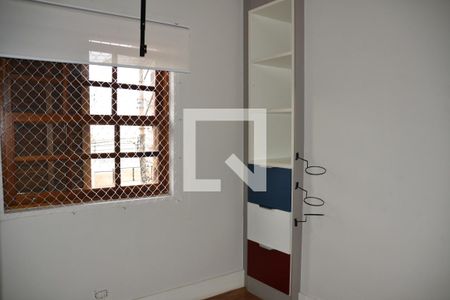 Quarto  de casa para alugar com 3 quartos, 280m² em Vila Mussoline, São Bernardo do Campo