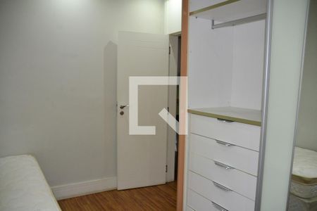 Quarto  de casa para alugar com 3 quartos, 280m² em Vila Mussoline, São Bernardo do Campo