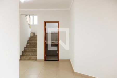 Sala de casa de condomínio para alugar com 4 quartos, 260m² em Loteamento Residencial Santa Gertrudes, Valinhos