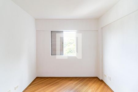 Quarto 01 de apartamento à venda com 3 quartos, 69m² em Jardim Pinheiros, São Paulo