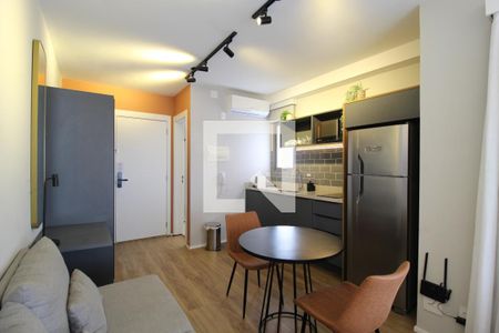 Sala/Cozinha de kitnet/studio à venda com 1 quarto, 36m² em Indianópolis, São Paulo