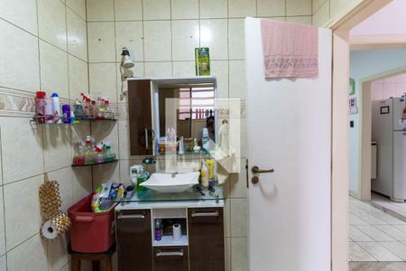 Casa à venda com 600m², 2 quartos e 6 vagas Casa à venda com 600m², 2 quartos e 6 vagasBanheiro