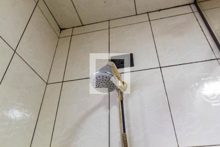 Casa à venda com 600m², 2 quartos e 6 vagas Casa à venda com 600m², 2 quartos e 6 vagasChuveiro