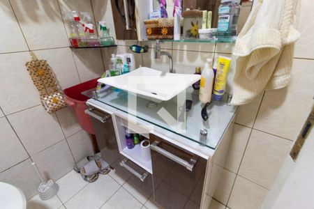 Casa à venda com 600m², 2 quartos e 6 vagas Casa à venda com 600m², 2 quartos e 6 vagasBanheiro