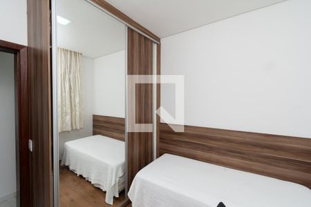 Quarto 1 de casa à venda com 3 quartos, 265m² em Jardim Riacho das Pedras, Contagem