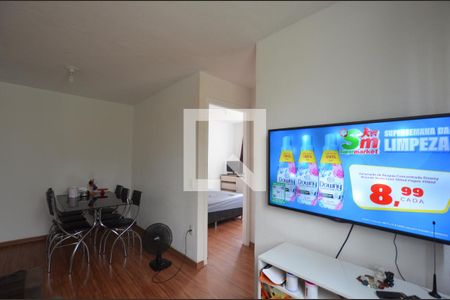 Sala de apartamento para alugar com 2 quartos, 44m² em Engenheiro Leal, Rio de Janeiro